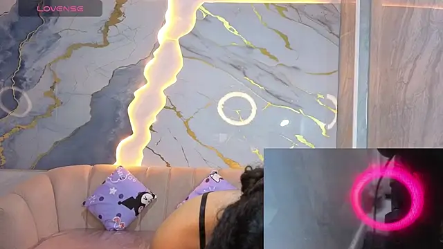 victoria castillo b online show from April 2026 03:19:01 AM