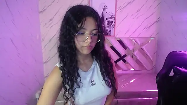 victoria castillo b online show from March 2025 03:33:02 AM