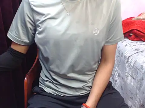 Angel kiyara online show from February 2026 06:49:02 PM