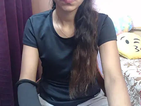 Snapshot of Angel_kiyara chatting on October 2025 10:01:02 PM Angel kiyara online show from October 2025 10:01:02 PM