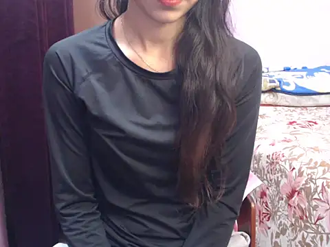 Angel kiyara online show from December 2025 06:02:02 PM