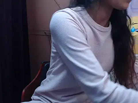 Angel kiyara online show from October 2025 05:35:02 PM