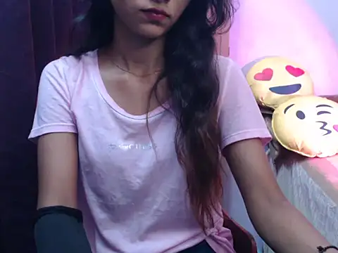 Snapshot of Angel_kiyara chatting on October 2025 07:59:01 PM Angel kiyara online show from October 2025 07:59:01 PM