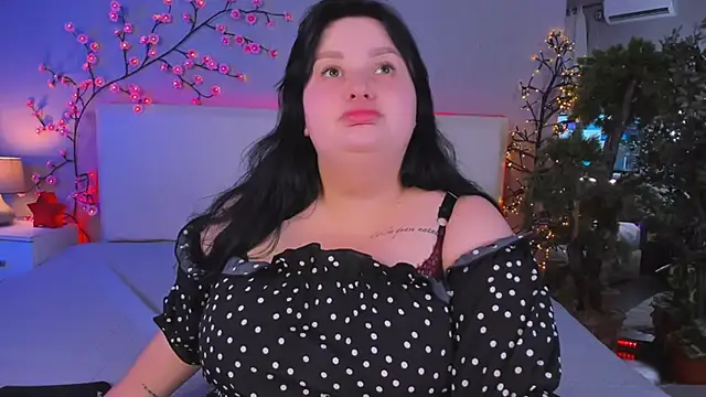 MonaSteele online show from June 2026 12:17:01 PM