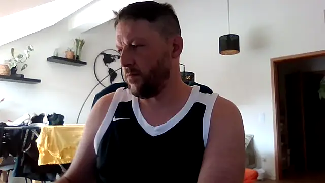 BennyLommy online show from July 2026 01:35:02 PM