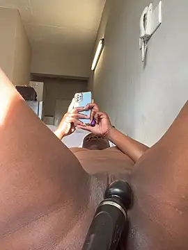 Kinkyy  online show from October 2025 01:54:02 PM