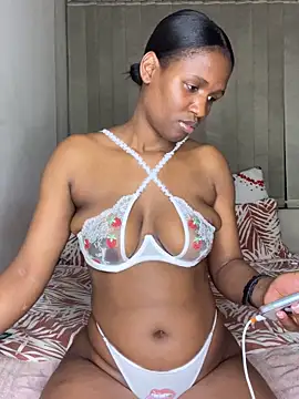 Kinkyy  online show from September 2025 05:28:01 PM