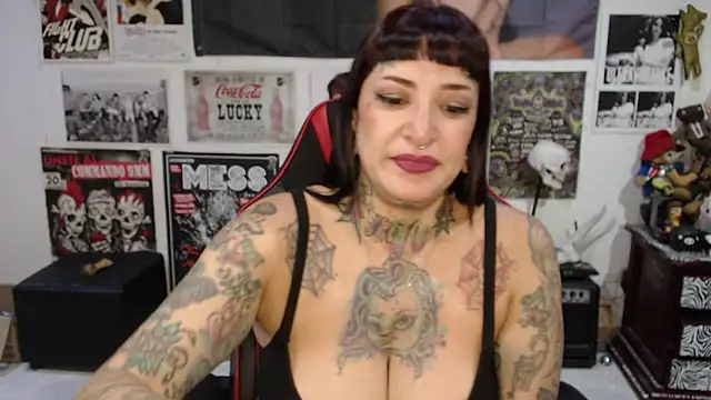 Rollyderolandia666 online show from March 2026 10:44:01 PM