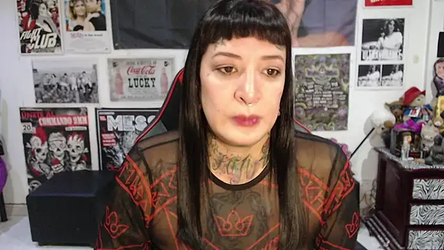 Rollyderolandia666 online show from December 2025 10:25:01 PM