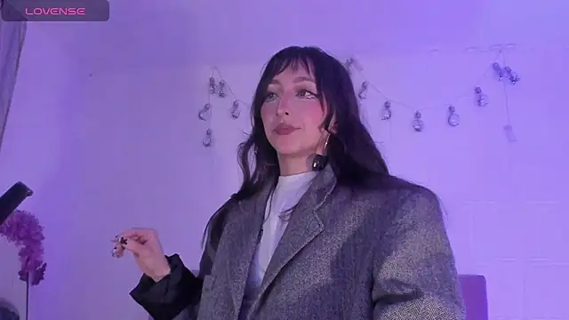 v1cky  online show from April 2026 12:16:02 AM