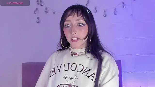 v1cky  online show from April 2026 10:55:02 PM