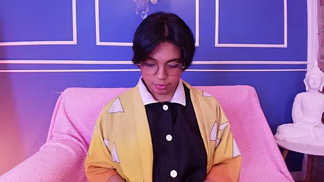 Emmapark  online show from October 2025 02:08:01 AM