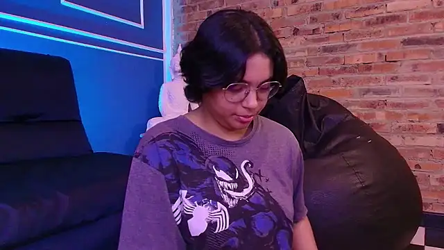 Emmapark  online show from January 2026 04:10:02 PM