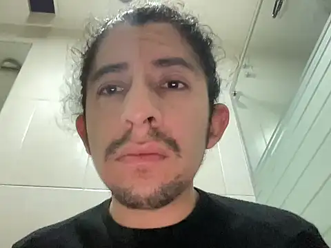 littlelatinhunter online show from November 2025 09:59:01 PM