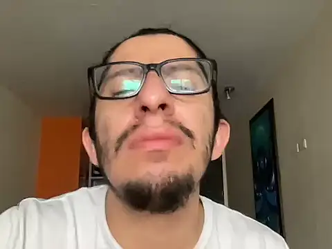 littlelatinhunter online show from February 2026 12:01:02 PM