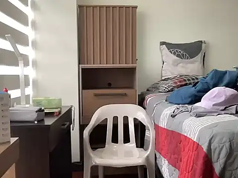 littlelatinhunter online show from November 2025 09:40:01 PM