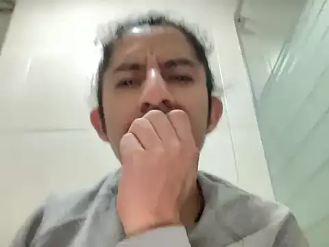 littlelatinhunter online show from December 2025 11:05:02 AM