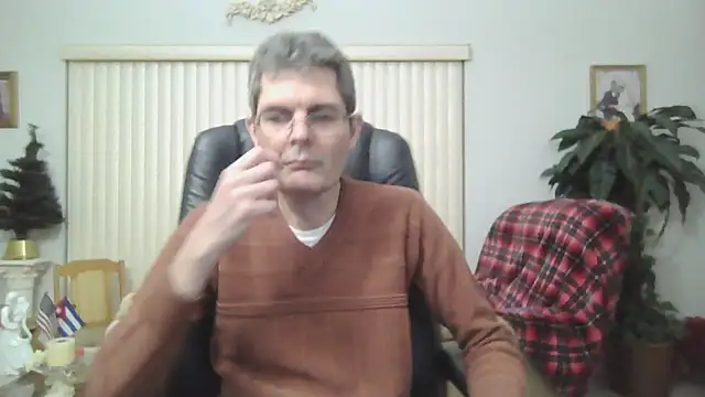 Snapshot of Copfiremen4566 chatting on December 2024 04:01:01 AM Copfiremen4566 online show from December 2024 04:01:01 AM