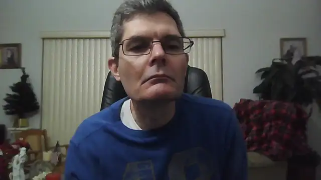 Snapshot of Copfiremen4566 chatting on December 2025 05:11:01 AM Copfiremen4566 online show from December 2025 05:11:01 AM