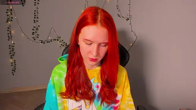 FruttiTatti online show from November 2025 05:17:02 PM