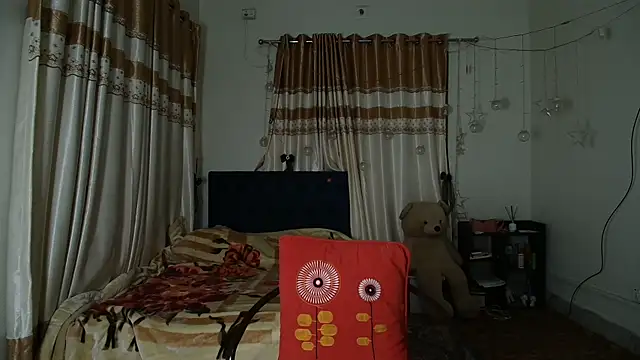 Snapshot of Jen_jennyy1 chatting on November 2025 07:39:01 PM Jen jennyy1 online show from November 2025 07:39:01 PM