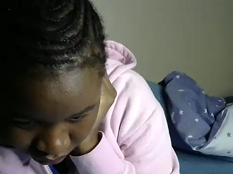 Novah  online show from November 2025 08:20:02 PM