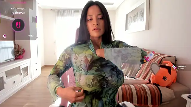 bella apont online show from November 2025 09:32:01 AM