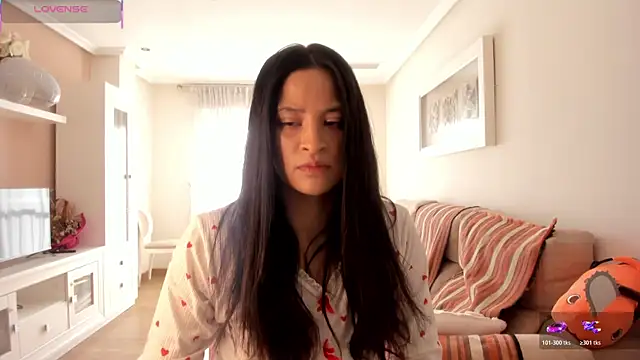 bella apont online show from November 2025 10:05:02 AM