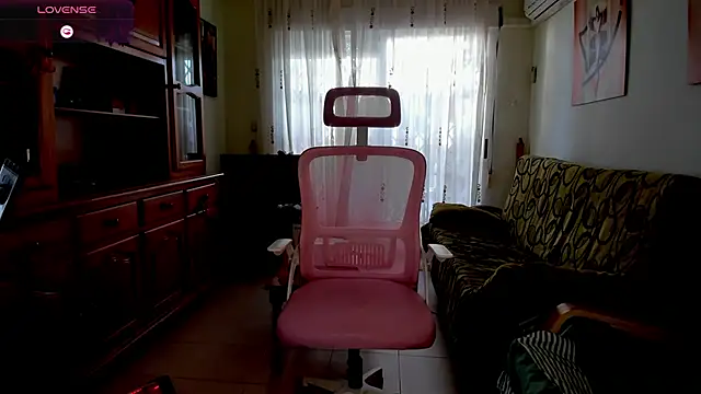 Snapshot of bella_apont chatting on February 2025 10:45:01 AM bella apont online show from February 2025 10:45:01 AM