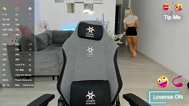 Snapshot of LovelyBianca chatting on October 2025 07:15:01 PM LovelyBianca online show from October 2025 07:15:01 PM