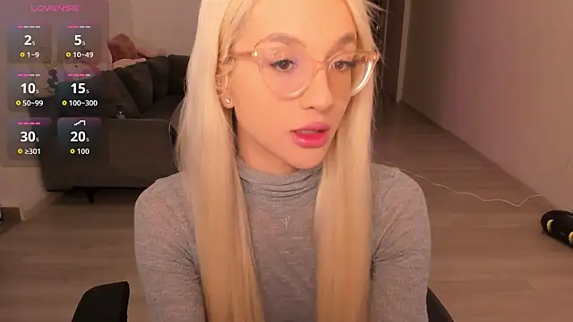 Snapshot of LovelyBianca chatting on April 2026 07:18:01 PM LovelyBianca online show from April 2026 07:18:01 PM
