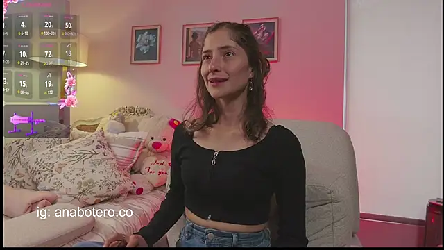 KittyAna online show from November 2025 08:42:01 PM