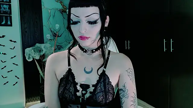 Madison Jackson online show from January 2026 10:03:02 PM