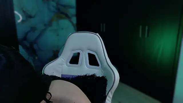 Snapshot of Madison_Jackson chatting on September 2025 10:06:01 PM Madison Jackson online show from September 2025 10:06:01 PM