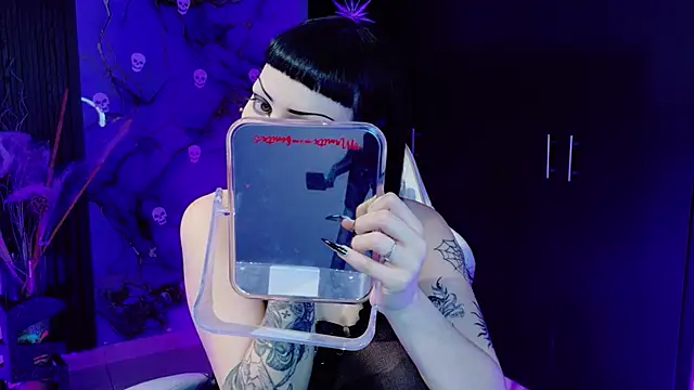 Snapshot of Madison_Jackson chatting on December 2025 09:23:01 PM Madison Jackson online show from December 2025 09:23:01 PM