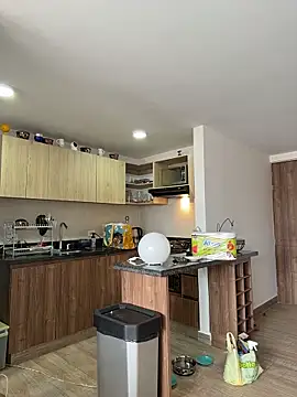 Georgiafox online show from November 2025 03:15:01 PM