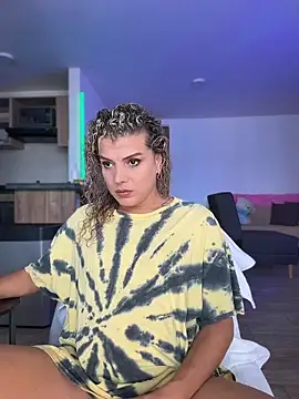 Georgiafox online show from April 2026 08:04:02 PM