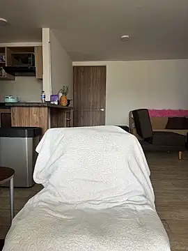 Georgiafox online show from March 2026 04:22:02 PM