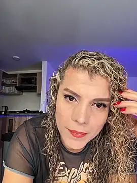 Georgiafox online show from November 2025 03:34:01 PM