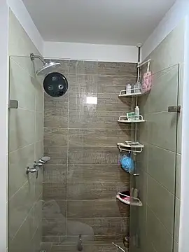 Georgiafox online show from November 2025 03:33:02 PM