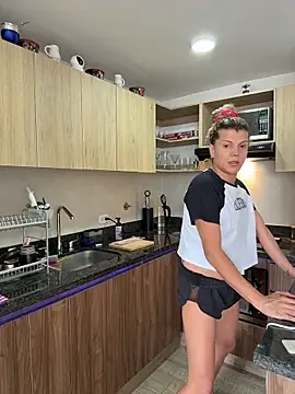 Georgiafox online show from October 2025 02:27:01 PM