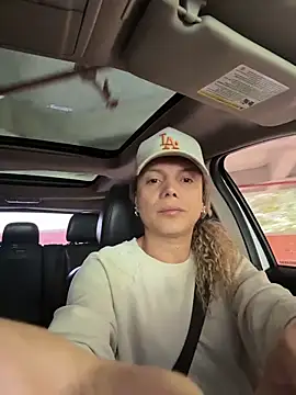 Georgiafox online show from November 2025 02:00:02 PM