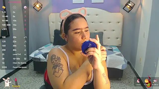 Kathiasaints online show from October 2025 07:47:02 PM