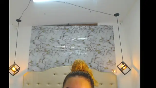 Kathiasaints online show from April 2026 09:18:02 PM