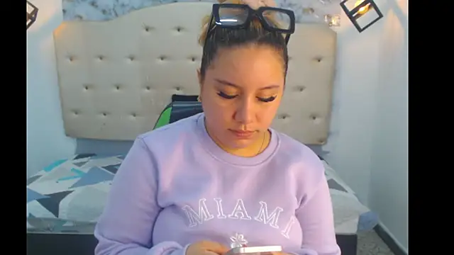 Kathiasaints online show from March 2026 06:42:01 PM