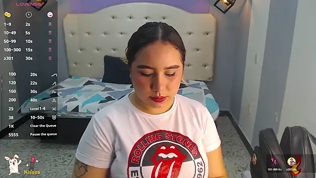 Kathiasaints online show from November 2025 10:46:01 PM