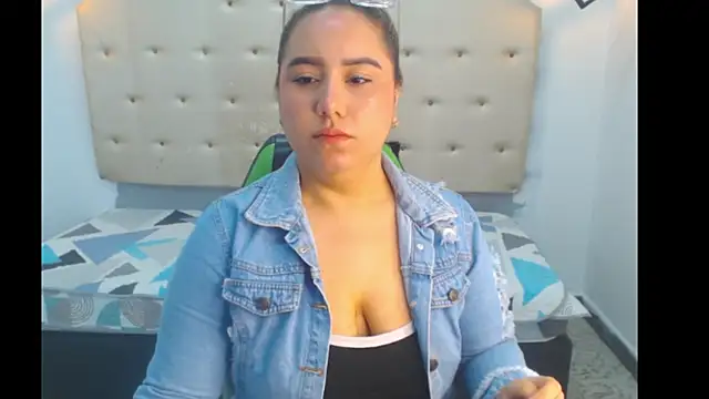 Kathiasaints online show from March 2026 10:32:01 PM