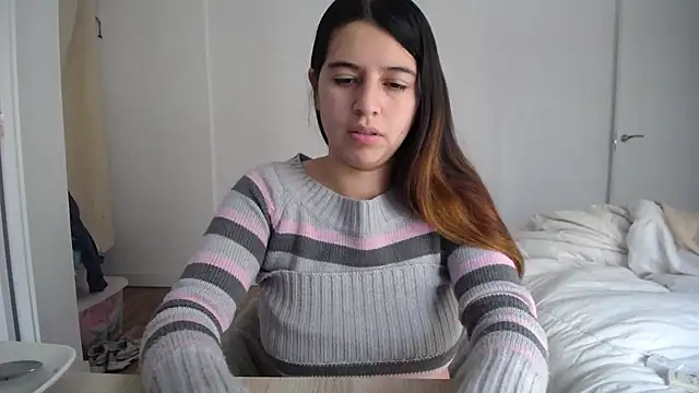 Snapshot of Contantin_helena chatting on January 2025 01:41:02 PM Contantin helena online show from January 2025 01:41:02 PM