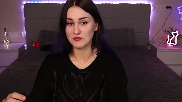 Erotic Synth Goddess online show from October 2025 05:25:02 PM