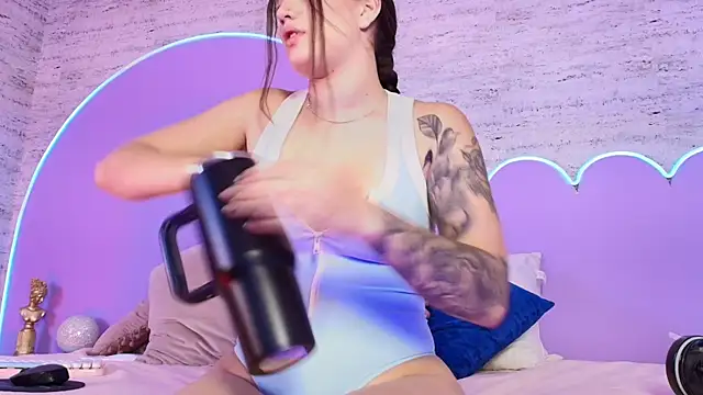 Snapshot of Giaa_Ross chatting on May 2026 07:50:01 PM Giaa Ross online show from May 2026 07:50:01 PM